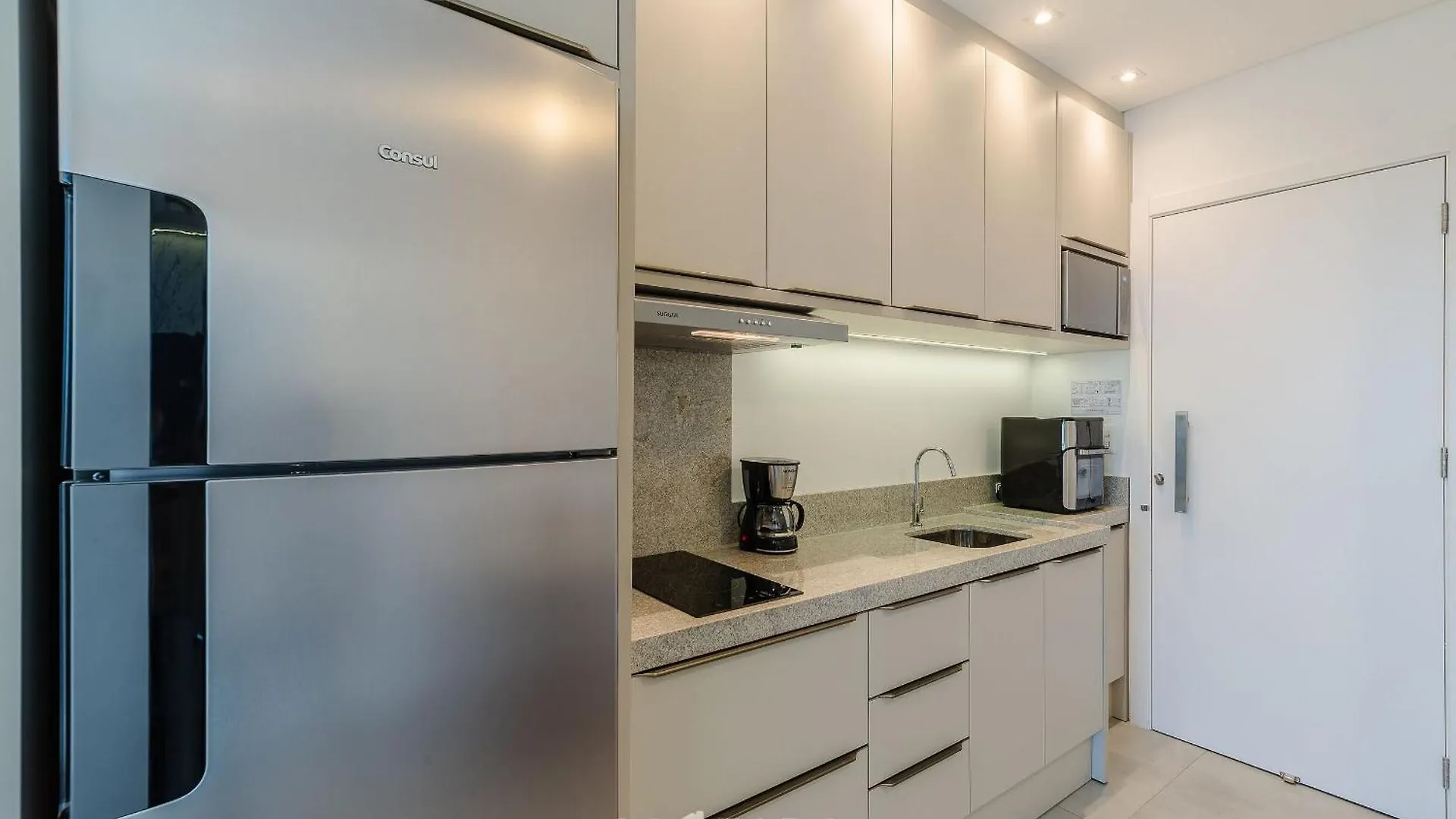 Apartamento Mhf III - Apts Variados A 280M Da Praia Em Itapema