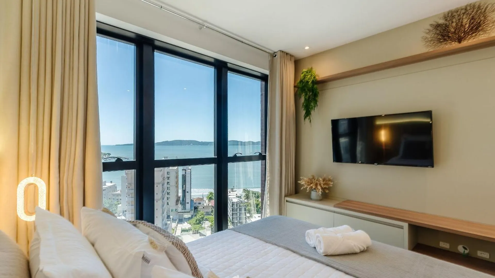Mhf III - Apts Variados A 280M Da Praia Em Itapema Apartamento