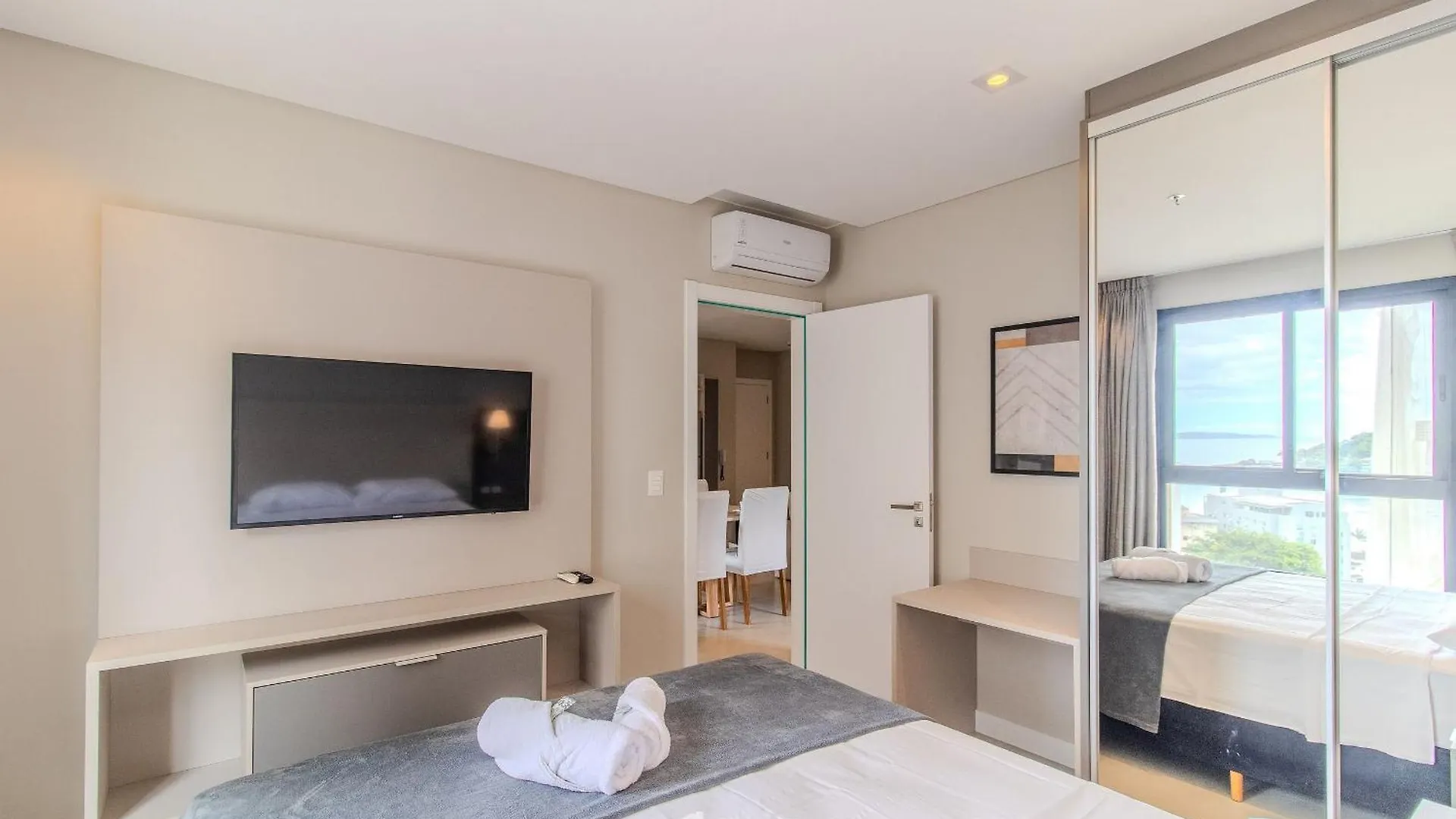 Mhf III - Apts Variados A 280M Da Praia Em Itapema