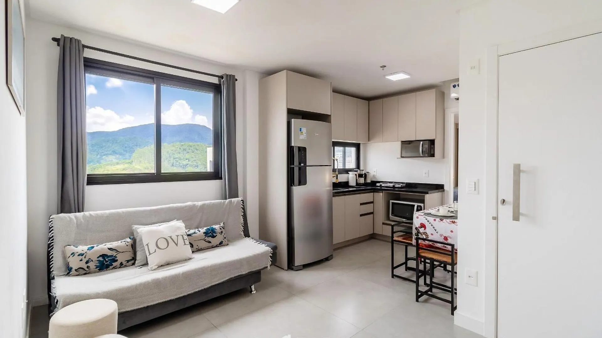 Mhf III - Apts Variados A 280M Da Praia Em Itapema