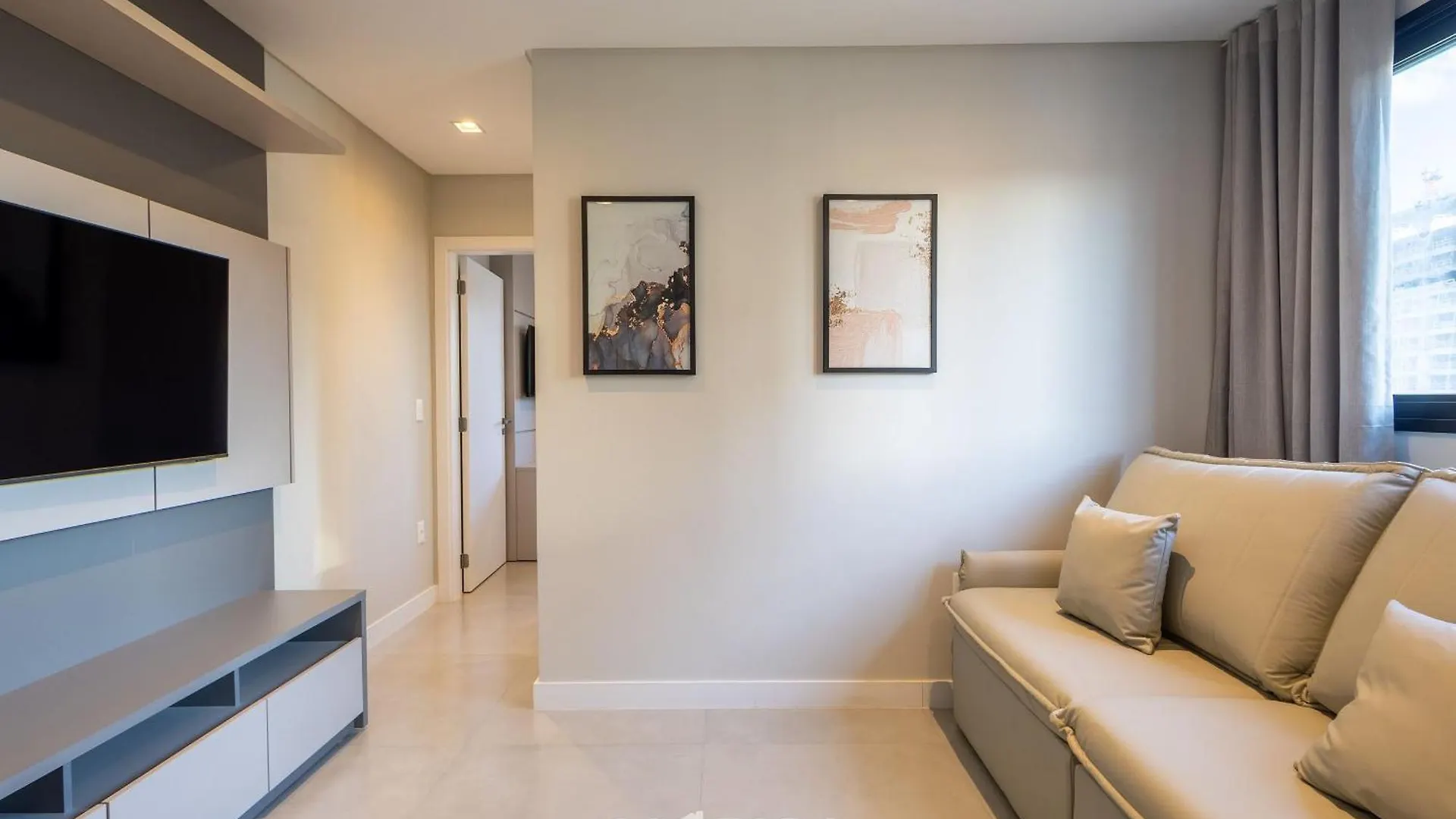 Apartamento Mhf III - Apts Variados A 280M Da Praia Em Itapema