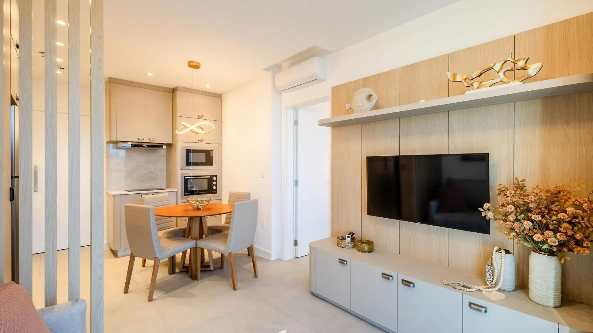 Mhf III - Apts Variados A 280M Da Praia Em Itapema