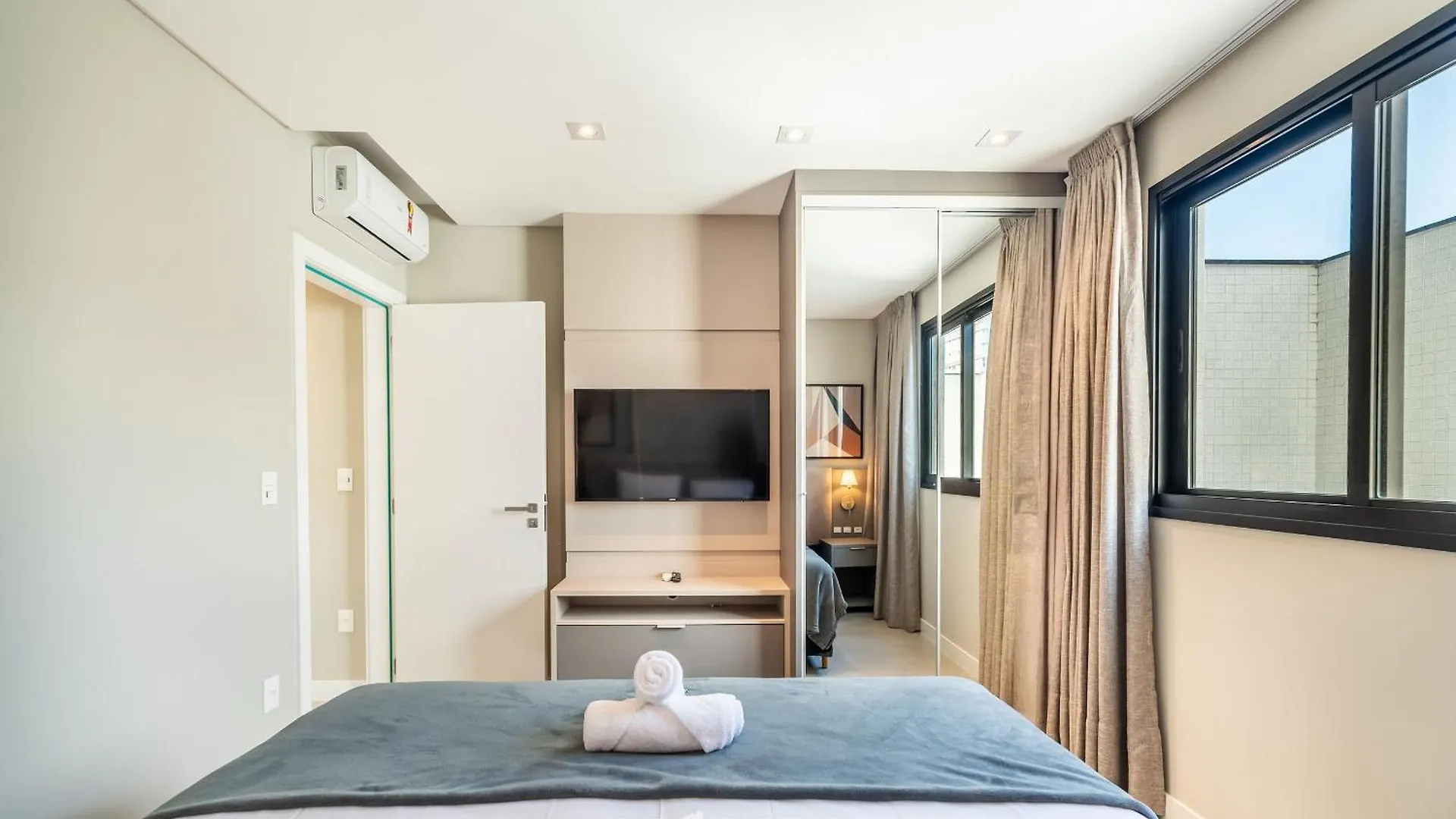 Apartamento Mhf III - Apts Variados A 280M Da Praia Em Itapema