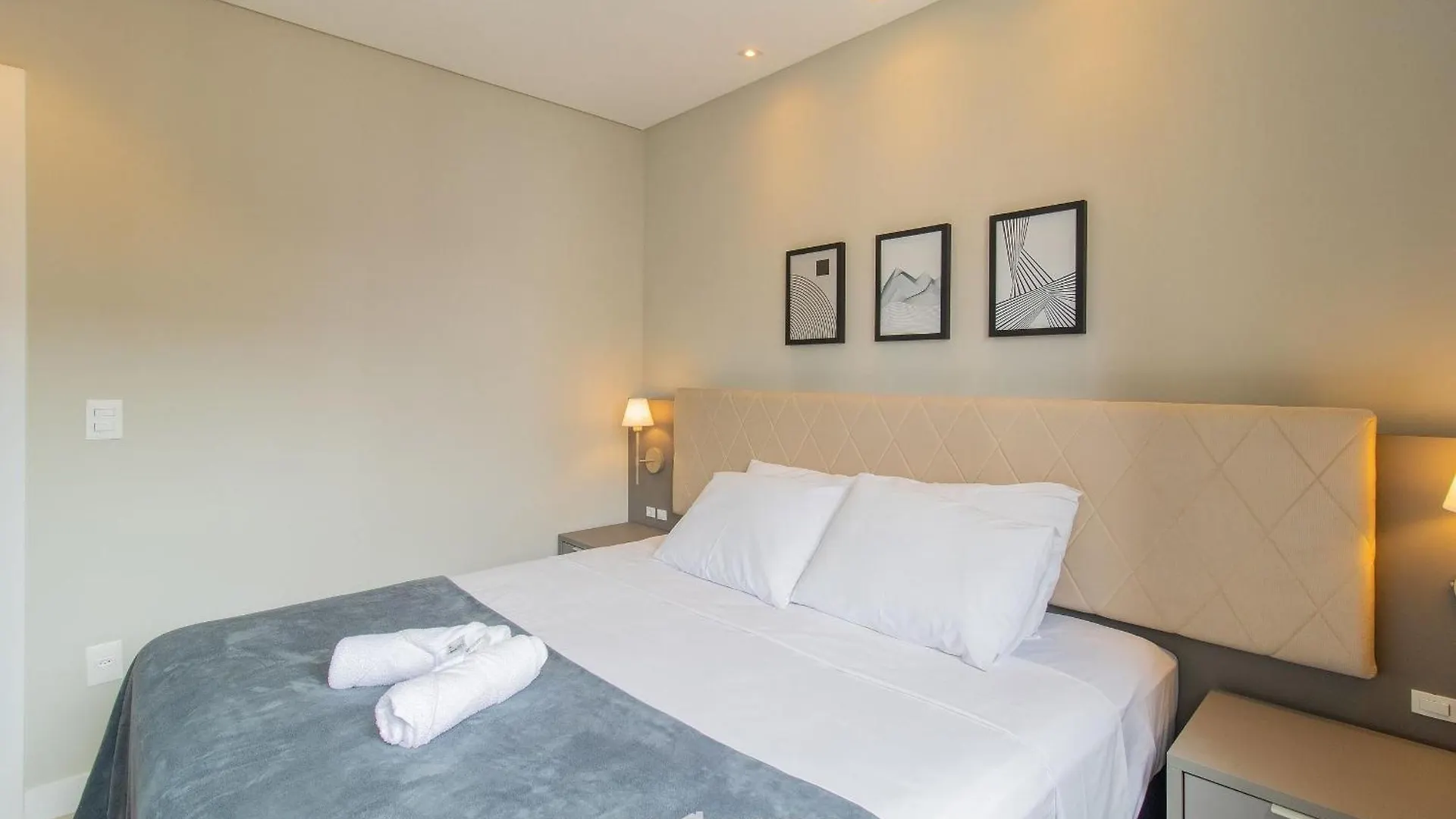 Apartamento Mhf III - Apts Variados A 280M Da Praia Em Itapema